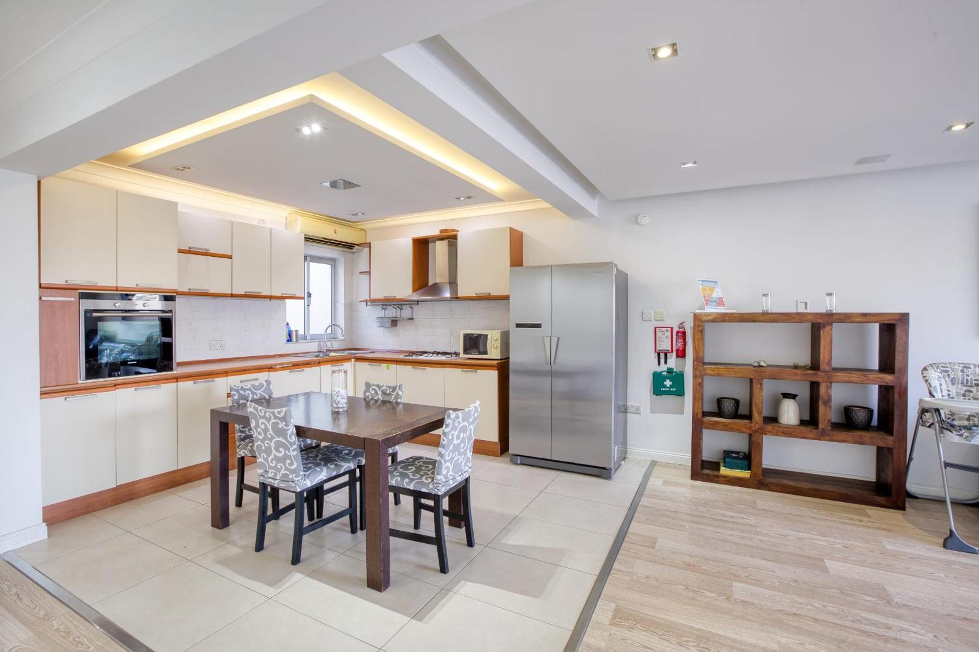 Seafront Apartment-Hosted By Sweetstay Pietà Kültér fotó